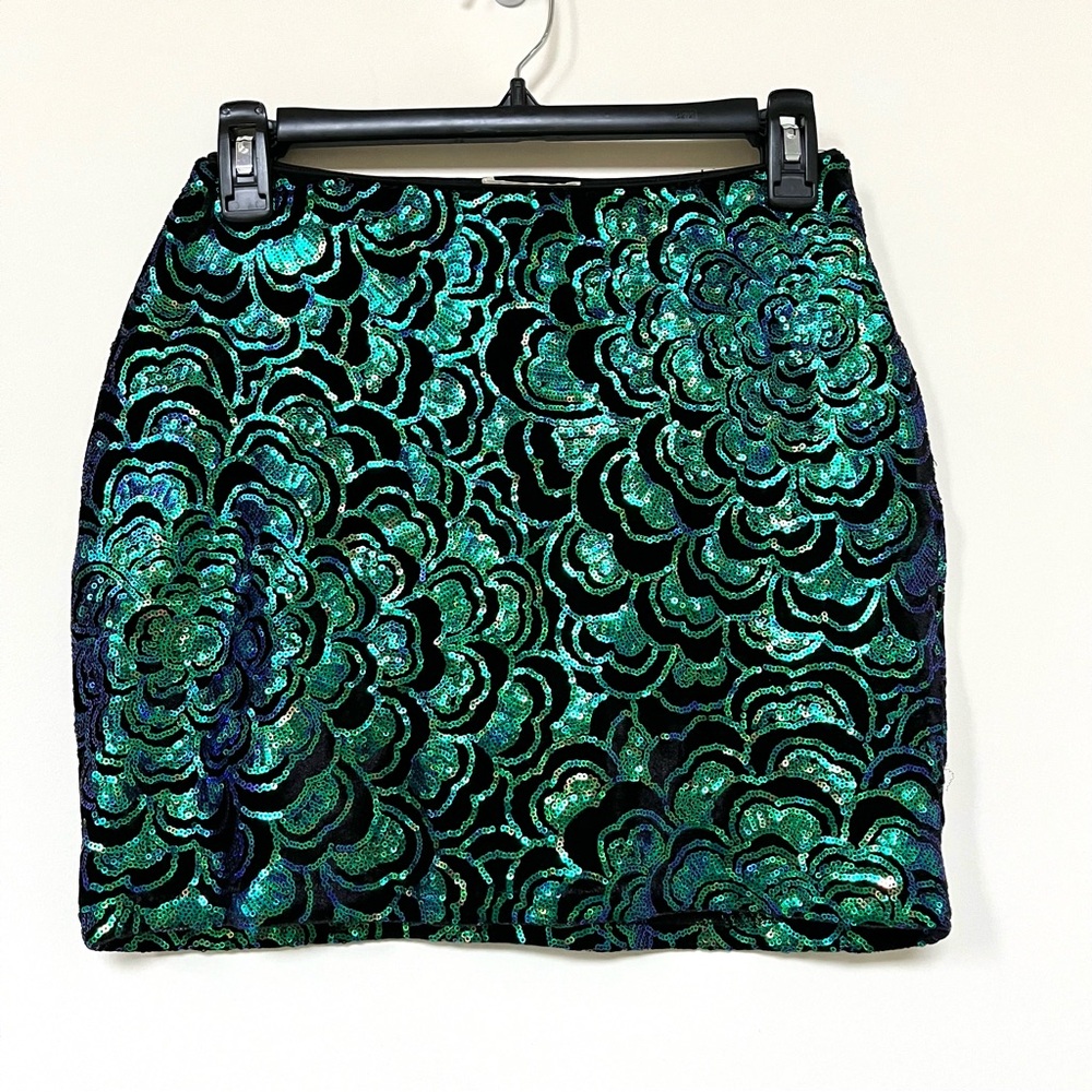 H&M Green and Blue Floral Mini Skirt